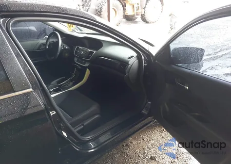2015 Honda Accord Sport from USA, damaged, VIN 1HGCR2F59FA089668